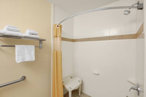 Imagen de la habitación del Hotel Red Roof Inn Harrisonburg. Foto 3