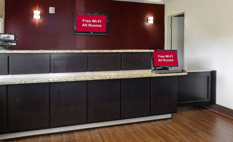 Imagen de los interiores del Hotel Red Roof Inn Helen. Foto 20