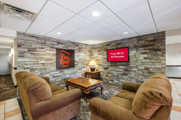 Imagen de los exteriores del Hotel Red Roof Inn Hendersonville. Foto 7