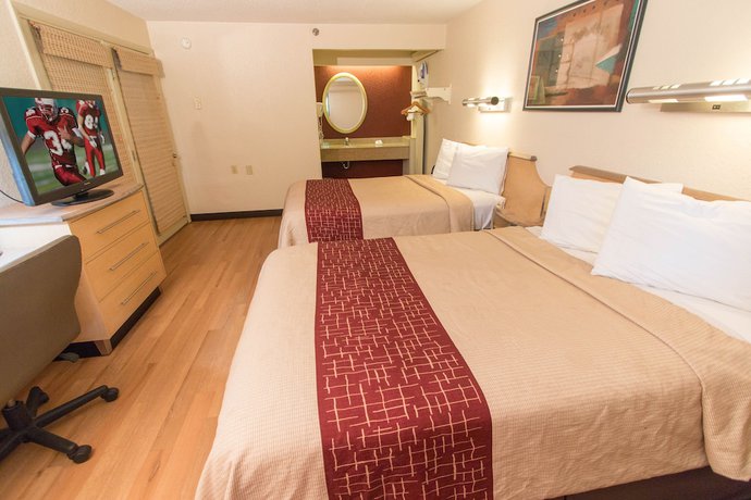 Imagen de la habitación del Hotel Red Roof Inn Hilton Head Island. Foto 4