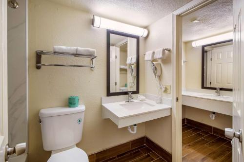 Imagen general del Hotel Red Roof Inn Houston East &ndash; I-10. Foto 4