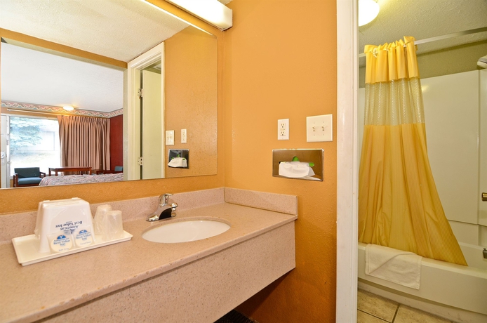 Imagen de la habitación del Hotel Red Roof Inn Indianapolis East. Foto 5