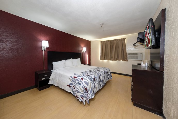 Imagen de la habitación del Hotel Red Roof Inn Jacksonville - Cruise Port. Foto 7