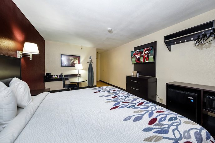 Imagen de la habitación del Hotel Red Roof Inn Jacksonville - Cruise Port. Foto 8