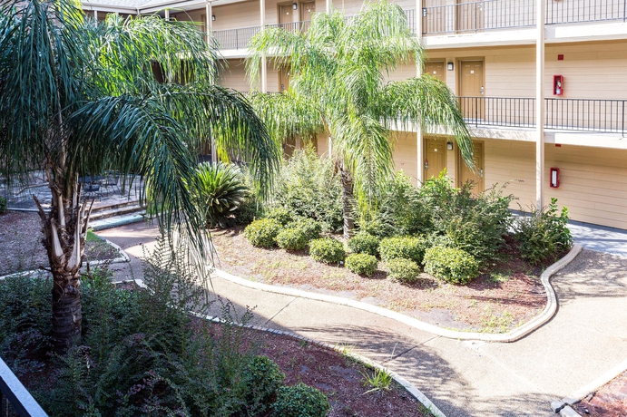 Imagen de los exteriores del Hotel Red Roof Inn Kenner &ndash; New Orleans Airport Ne. Foto 9