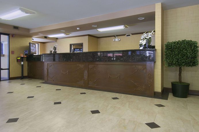 Imagen de los interiores del Hotel Red Roof Inn Leeds. Foto 12
