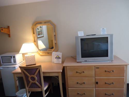 Imagen de la habitación del Hotel Red Roof Inn Lenoir. Foto 2