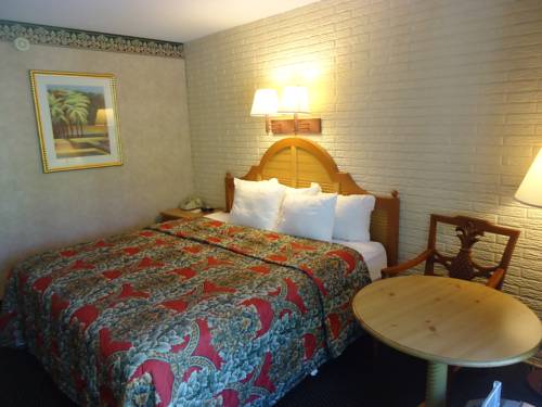 Imagen de la habitación del Hotel Red Roof Inn Lenoir. Foto 5