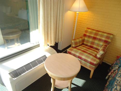 Imagen de la habitación del Hotel Red Roof Inn Lenoir. Foto 11