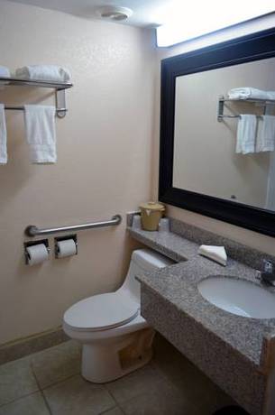 Imagen de la habitación del Hotel Red Roof Inn Lumberton. Foto 12