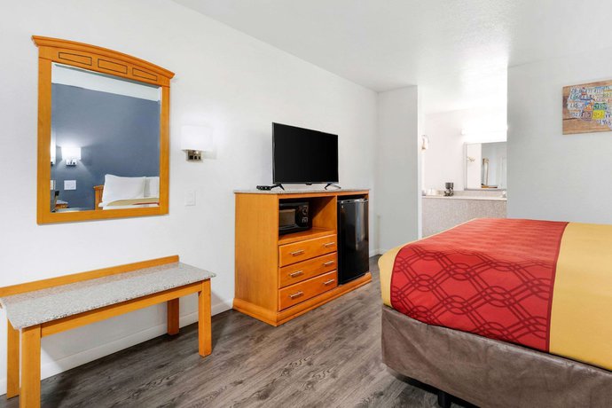 Imagen de la habitación del Hotel Red Roof Inn Nacogdoches. Foto 13