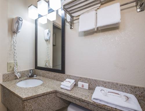 Imagen de la habitación del Hotel Red Roof Inn Neptune - Jersey Shore. Foto 3