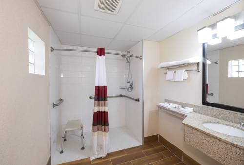 Imagen de la habitación del Hotel Red Roof Inn Neptune - Jersey Shore. Foto 5