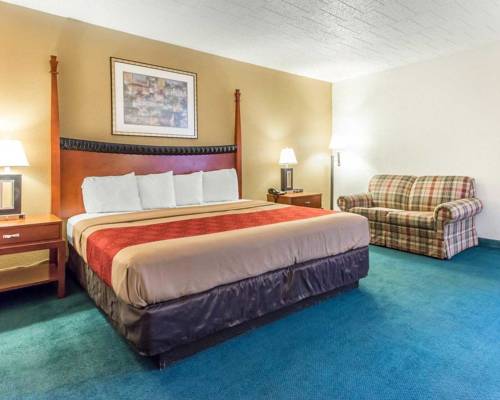 Imagen de la habitación del Hotel Red Roof Inn New Stanton. Foto 6