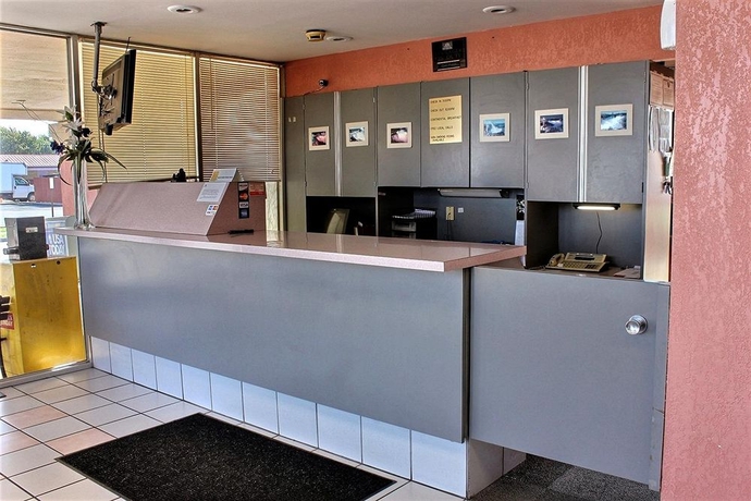 Imagen de los interiores del Hotel Red Roof Inn Niagara Falls. Foto 12