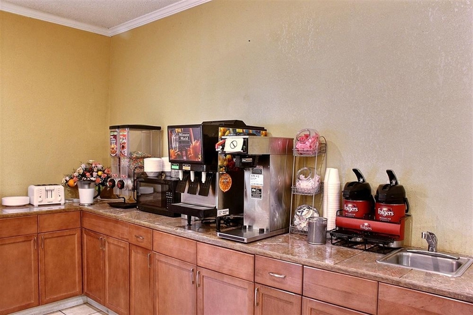 Imagen del bar/restaurante del Hotel Red Roof Inn Niagara Falls. Foto 4