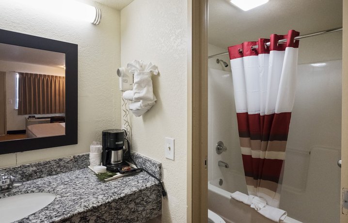 Imagen de la habitación del Hotel Red Roof Inn Oklahoma Airport &ndash; I-40 W/Fairgrounds. Foto 11