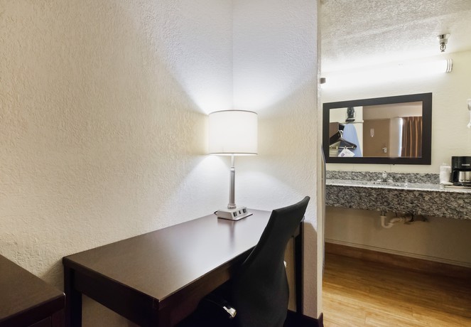 Imagen de la habitación del Hotel Red Roof Inn Oklahoma Airport &ndash; I-40 W/Fairgrounds. Foto 15