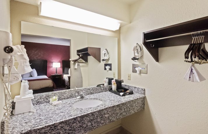 Imagen de la habitación del Hotel Red Roof Inn Oklahoma Airport &ndash; I-40 W/Fairgrounds. Foto 18