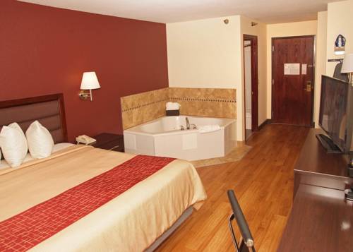 Imagen de la habitación del Hotel Red Roof Inn Osage Beach - Lake Of The Ozarks. Foto 3