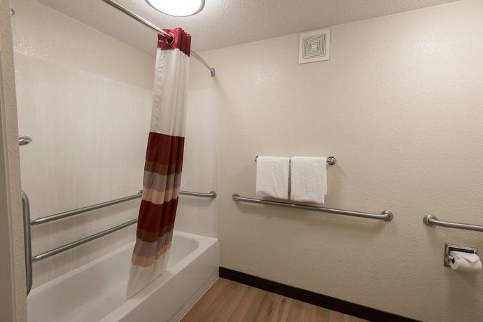 Imagen de la habitación del Hotel Red Roof Inn PLUS+ Chicago - Naperville. Foto 5