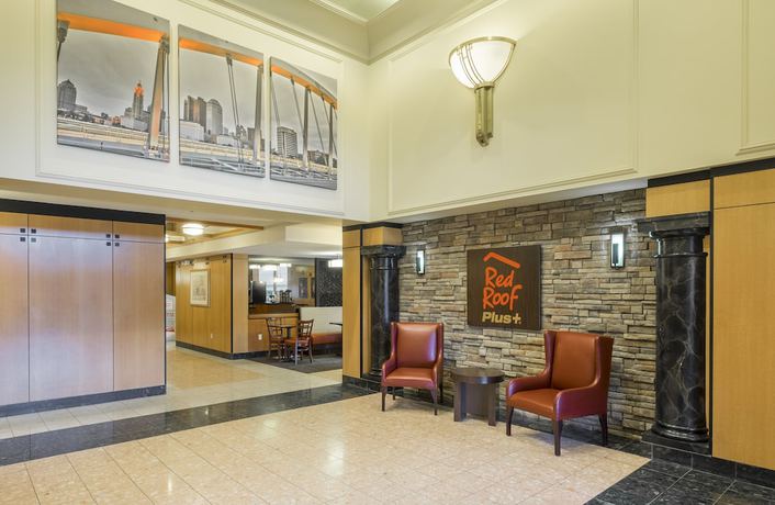 Imagen del bar/restaurante del Hotel Red Roof Inn PLUS+ Columbus Downtown-Convention Center. Foto 6