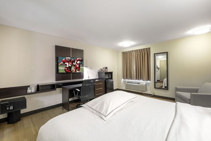 Imagen de la habitación del Hotel Red Roof Inn PLUS+ Columbus Downtown-Convention Center. Foto 19