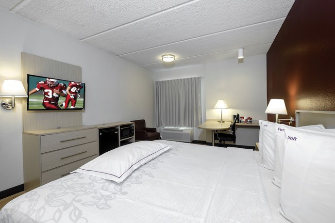 Imagen de la habitación del Hotel Red Roof Inn PLUS+ Gainesville. Foto 12
