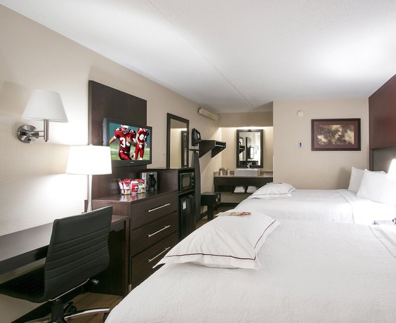 Imagen de la habitación del Hotel Red Roof Inn PLUS+ Mt Pleasant - Patriots Point. Foto 6