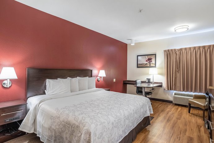 Imagen de la habitación del Hotel Red Roof Inn PLUS+ Raleigh Downtown &ndash; NCSU/Conv Center. Foto 8