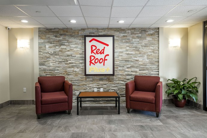 Imagen de los interiores del Hotel Red Roof Inn PLUS+ Tuscaloosa - University. Foto 18