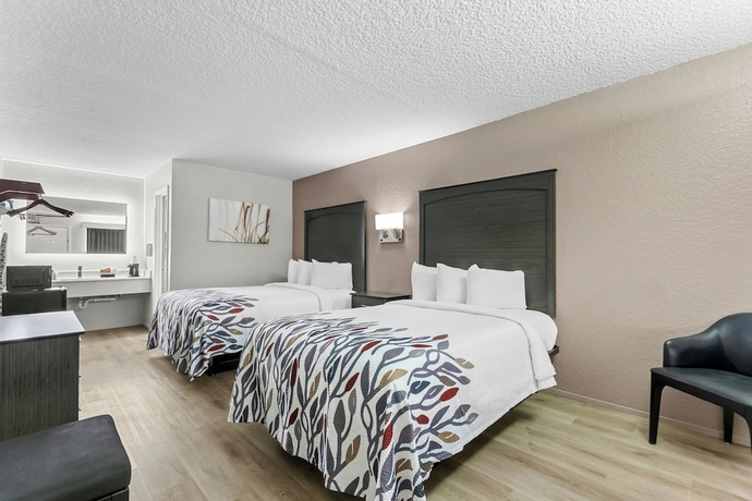 Imagen de la habitación del Hotel Red Roof Inn Panama City Beach. Foto 4