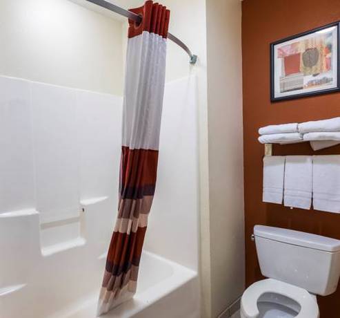 Imagen de la habitación del Hotel Red Roof Inn Panama City. Foto 13