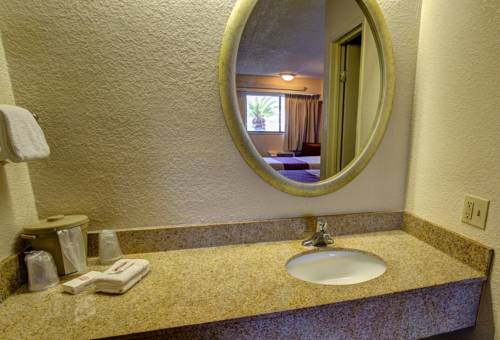 Imagen de la habitación del Hotel Red Roof Inn Pensacola I-10 at Davis Highway. Foto 3