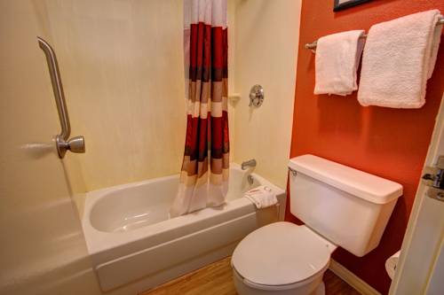 Imagen de la habitación del Hotel Red Roof Inn Pensacola I-10 at Davis Highway. Foto 16