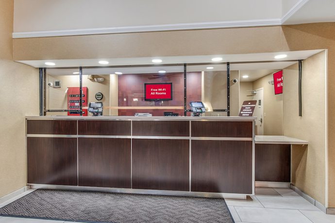 Imagen de los interiores del Hotel Red Roof Inn Phoenix North - I-17 at Bell Rd. Foto 19