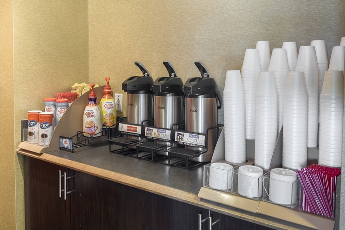 Imagen de los interiores del Hotel Red Roof Inn Plus+ Boston - Logan. Foto 9