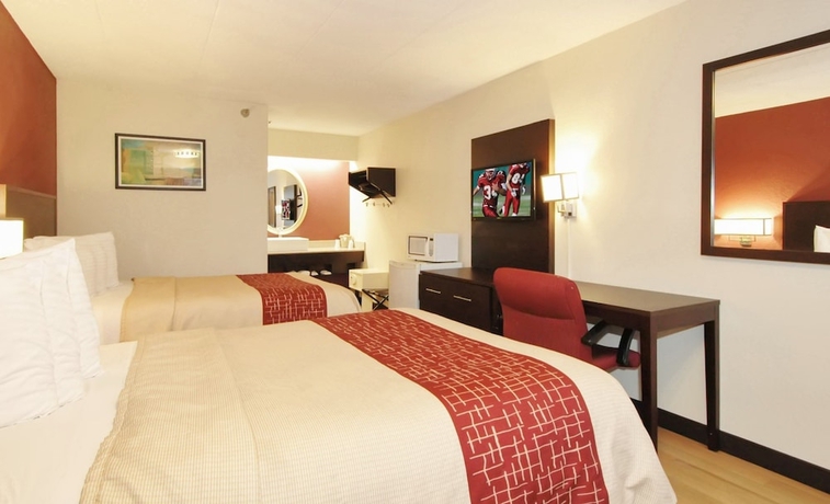 Imagen de la habitación del Hotel Red Roof Inn Plus+ Chicago - Hoffman Estates. Foto 2