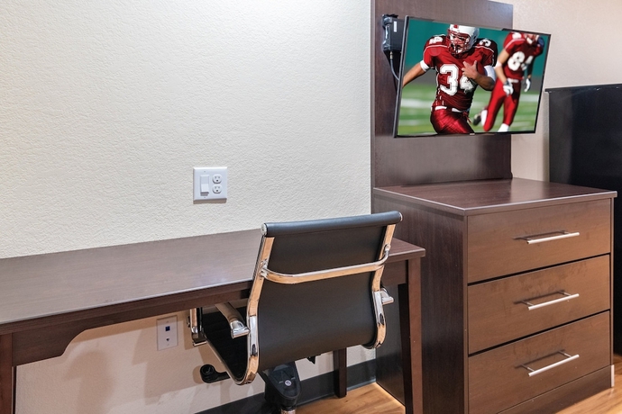 Imagen de la habitación del Hotel Red Roof Inn Plus+ Fort Worth - Burleson. Foto 16