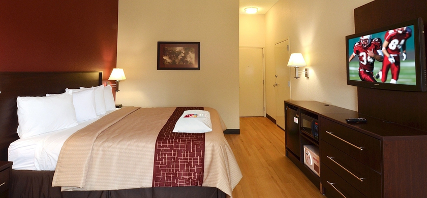 Imagen de la habitación del Hotel Red Roof Inn Plus+ Houston - Energy Corridor. Foto 9
