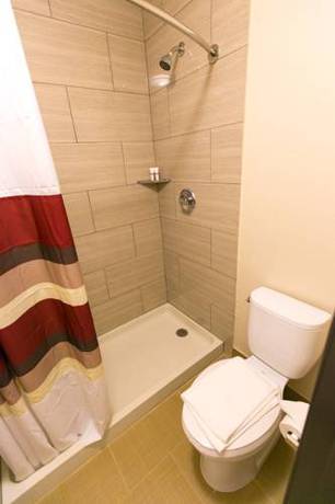 Imagen de la habitación del Hotel Red Roof Inn Plus+ Huntsville. Foto 14