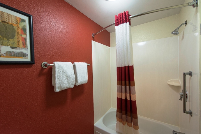 Imagen de la habitación del Hotel Red Roof Inn Plus+ Jacksonville - Southpoint. Foto 2