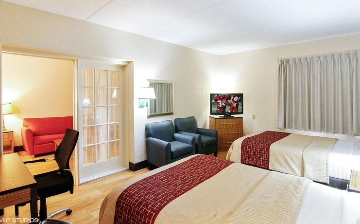 Imagen de la habitación del Hotel Red Roof Inn Plus+ Jacksonville - Southpoint. Foto 10