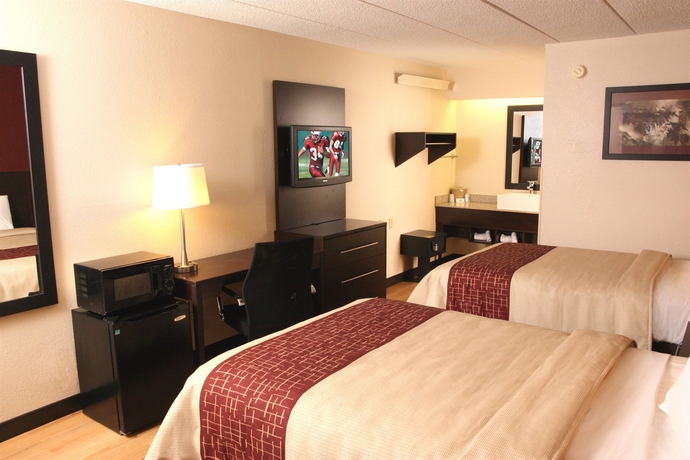 Imagen de la habitación del Hotel Red Roof Inn Plus+ Pittsburgh South - Airport. Foto 3