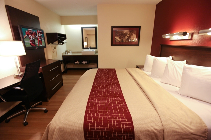 Imagen de la habitación del Hotel Red Roof Inn Plus+ Pittsburgh South - Airport. Foto 14