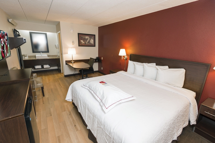 Imagen de la habitación del Hotel Red Roof Inn Plus+ St Louis - Forest Park/ Hampton Ave. Foto 6