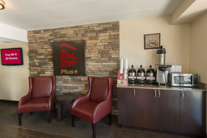 Imagen de los interiores del Hotel Red Roof Inn Plus+ St Louis - Forest Park/ Hampton Ave. Foto 16