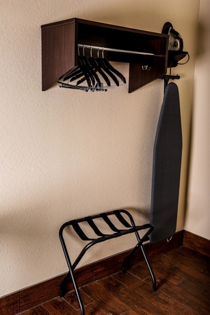 Imagen de la habitación del Hotel Red Roof Inn Plus+ Williams - Grand Canyon. Foto 16