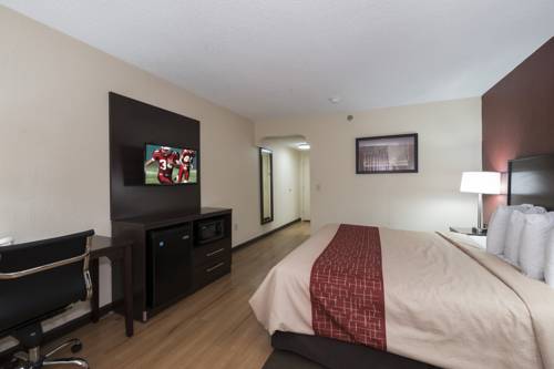 Imagen de la habitación del Hotel Red Roof Inn Plus+ & Suites Opelika. Foto 12