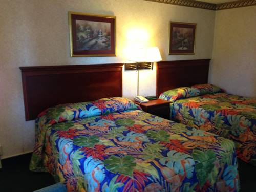 Imagen de la habitación del Hotel Red Roof Inn Plus+ and Suites Erie. Foto 7